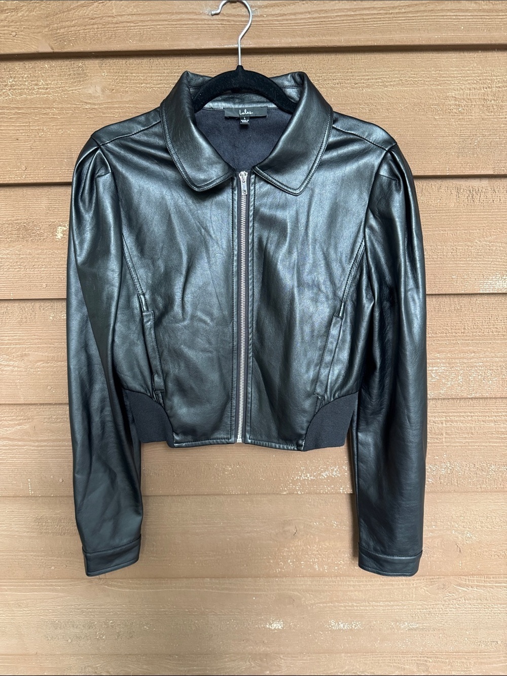 Lulu's Black Faux Leather Cropped Zip Front Jacket size Large
